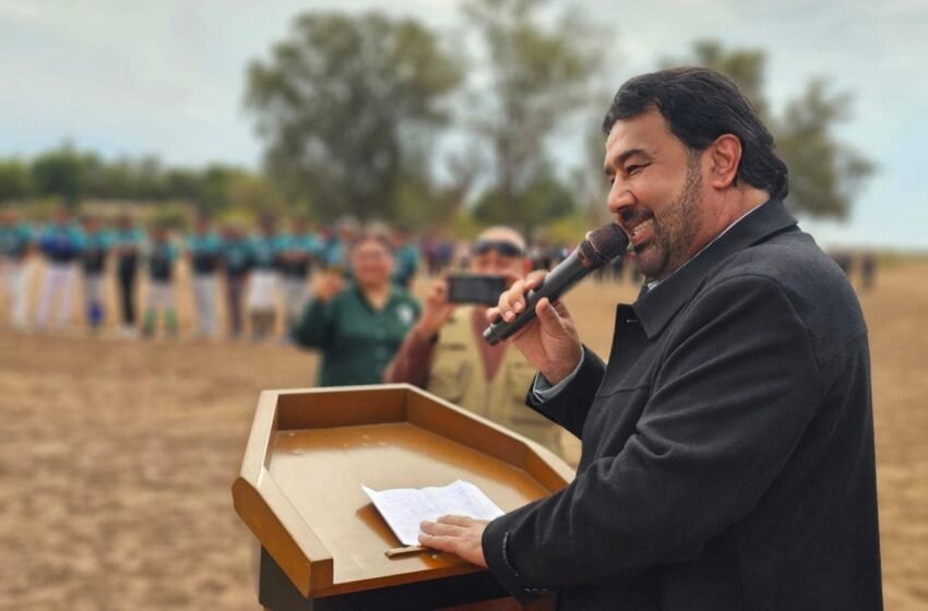 Entrega Alcalde Arturo Robles, obras superiores de 752 mil pesos a CBTA 97
