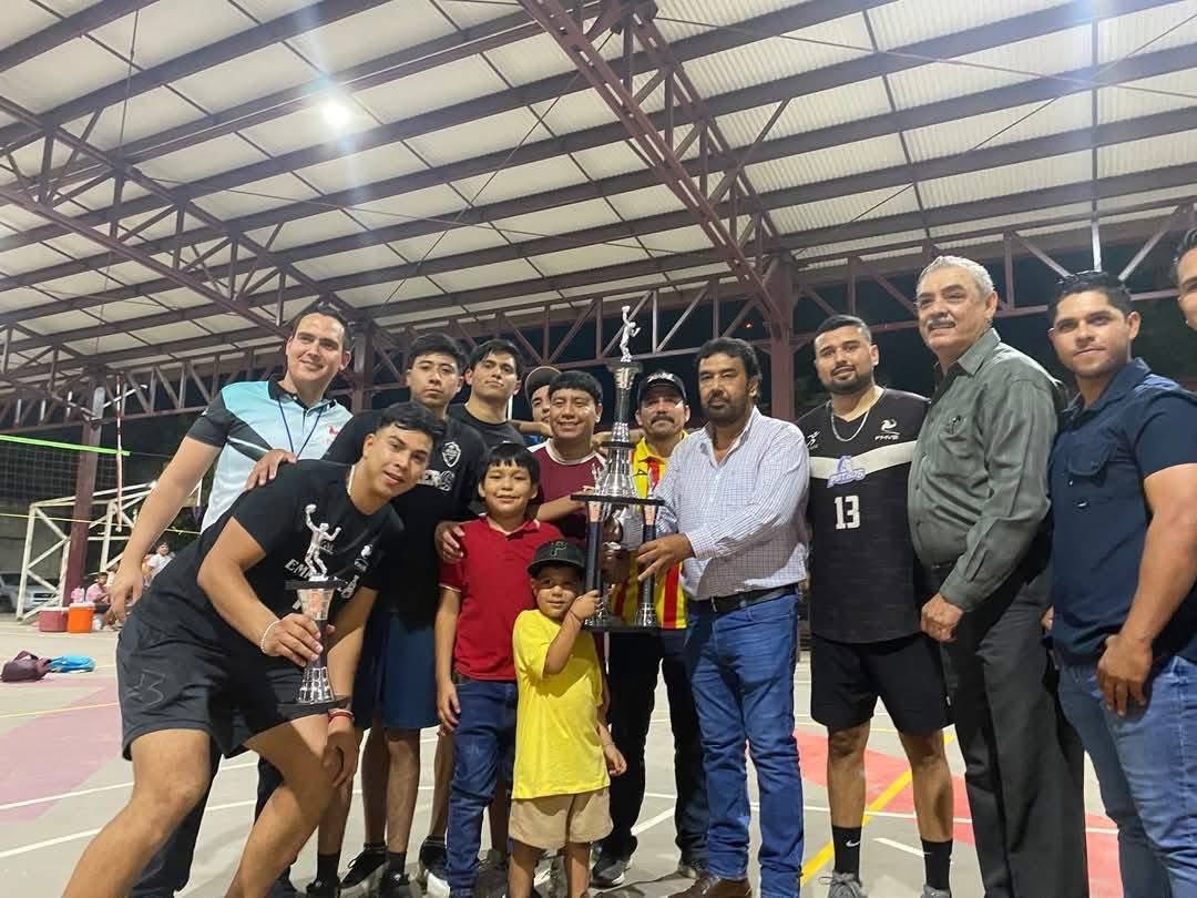 El Crucero se corona Campeón de la Liga Municipal de Voleibol de Etchojoa en la categoría Libre