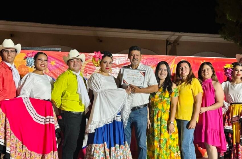 Domingo Cultural con el Ballet Folklórico Yeeyeka