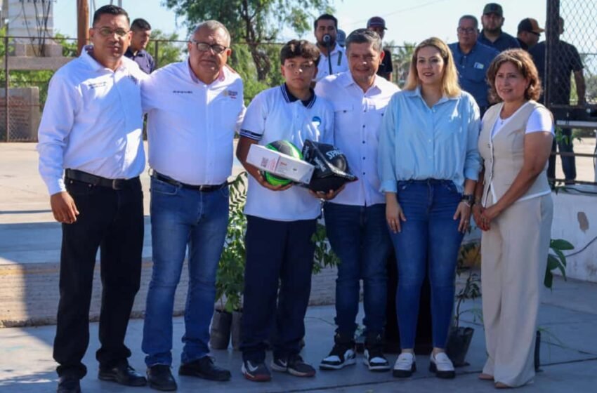 Refuerza Alcalde ‘Beto’ Vázquez su compromiso con la educación en el CETMAR 22