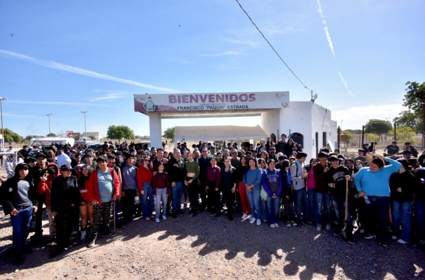 REALIZAN MEGA LIMPIEZA EN LA UNIDAD DEPORTIVA “PAQUÍN” ESTRADA