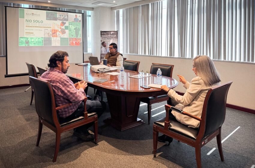 Alcalde de Etchojoa se reúne con titular de Banobras para impulsar proyectos de infraestructura