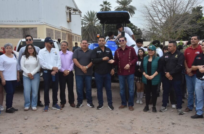 A OTRO NIVEL: TIENE NAVOJOA TRACTORES PARA MANTENIMIENTO DE UNIDADES DEPORTIVAS