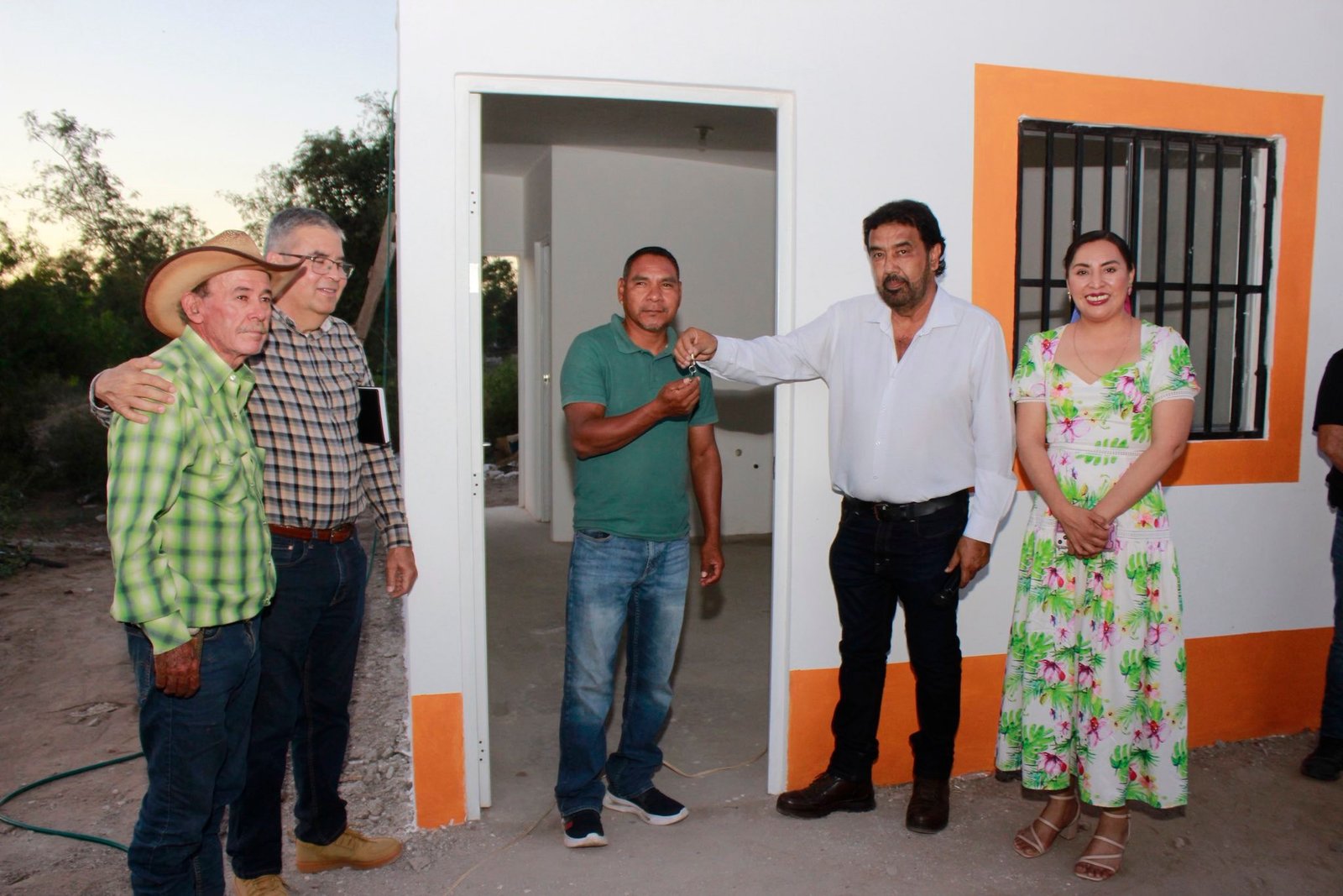 Inician entrega de viviendas en Etchojoa con inversión superior a 27 millones de pesos