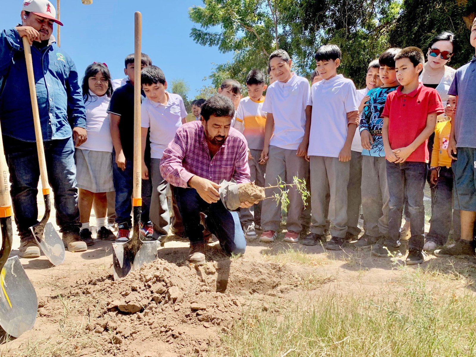 Encabezó Alcalde de Etchojoa Jornada de Reforestación en Comunidad de El Huitchaca