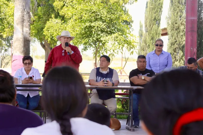  Realizaron Secretaría de Marina y Ayuntamiento de Etchojoa Jornada de Salud Integral en Mochipaco.